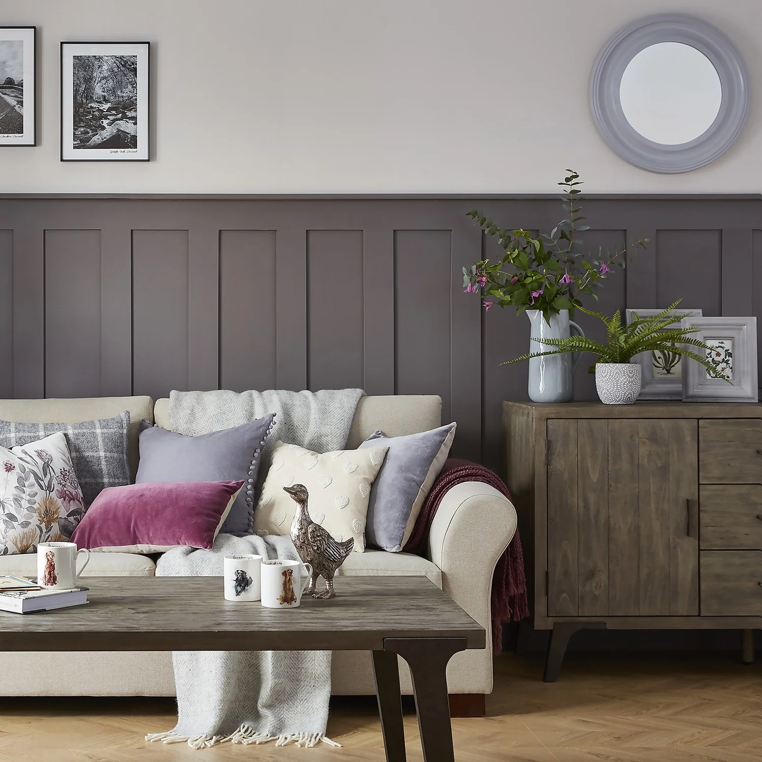 Country Living Round Wall Mirror 55cm - Country Grey 4 Country Living Round Wall Mirror 55cm - Country Grey - Image 2